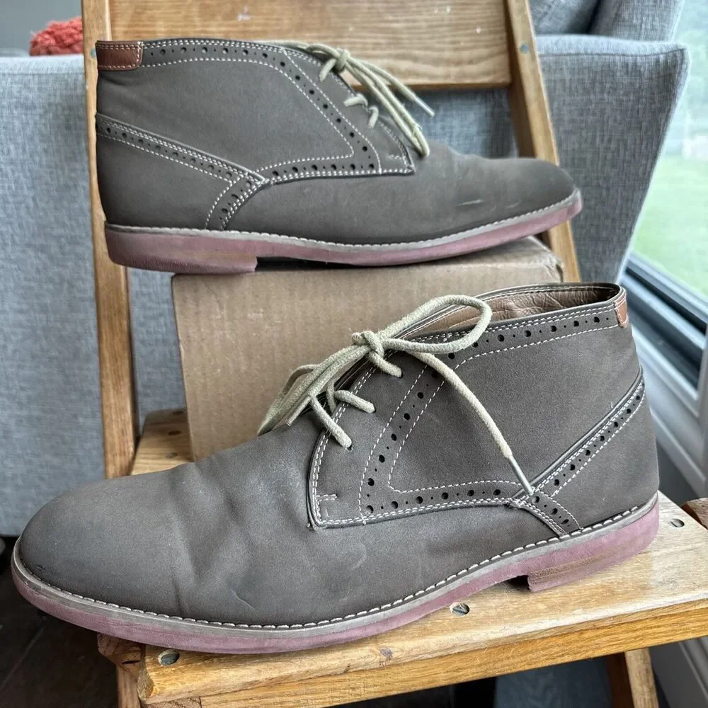 R2 Mens Brown Oxford Dress Shoes Suede-like Chukka Boot; Size 13M